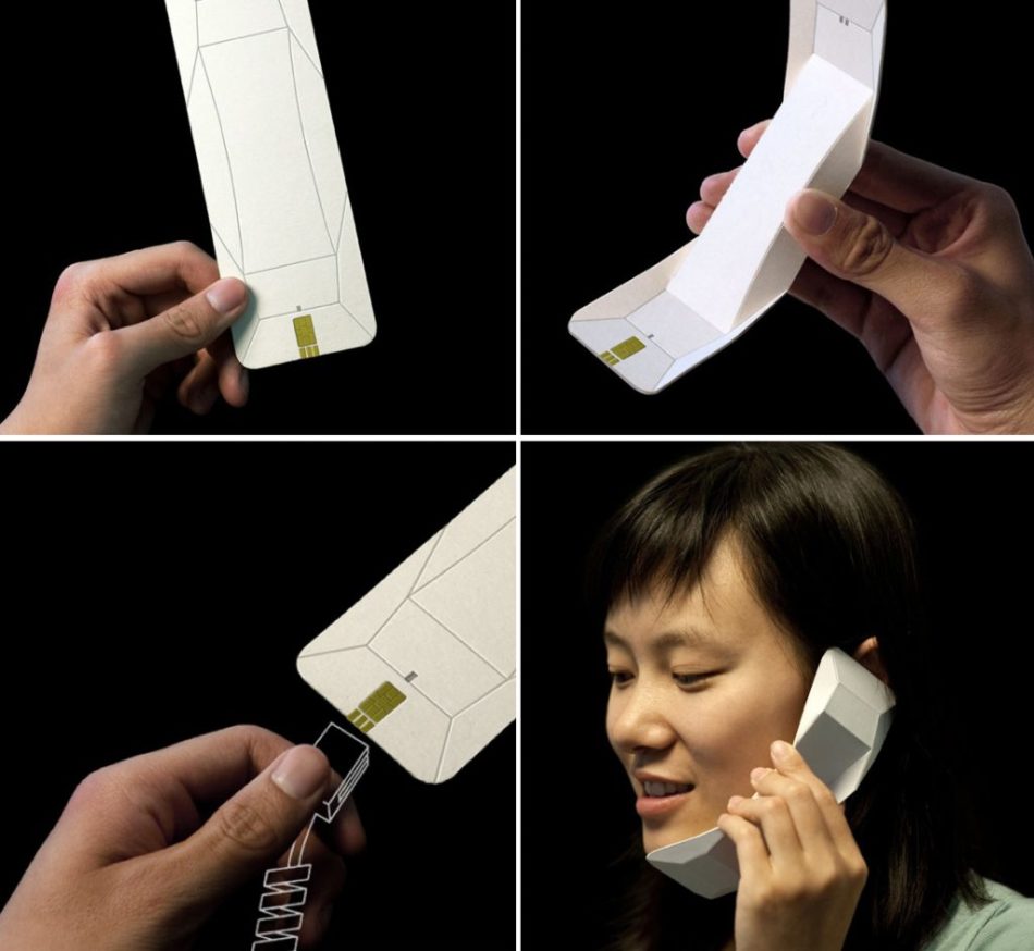Так создается бумажный телефон-раскладушка