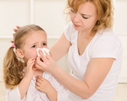 Носовое кровотечение у ребенка. Как остановить кровь из носа у ребенка?