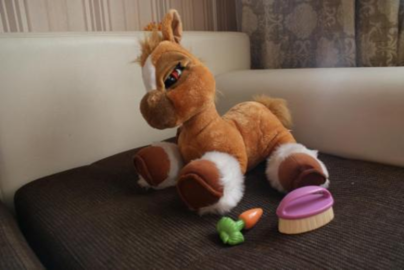 Kuda mainan yang lembut