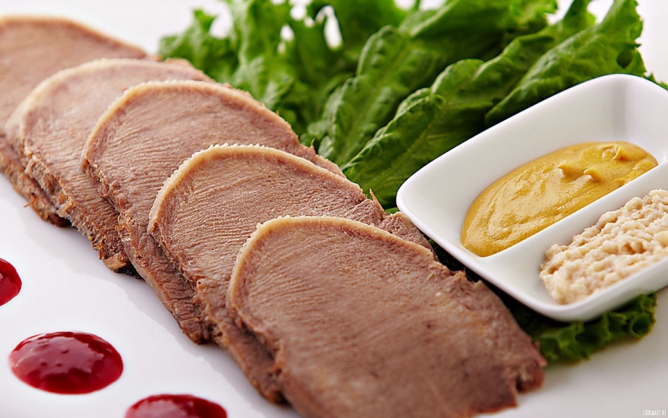 Beeing tongue slices will become a awkward decoration of any table