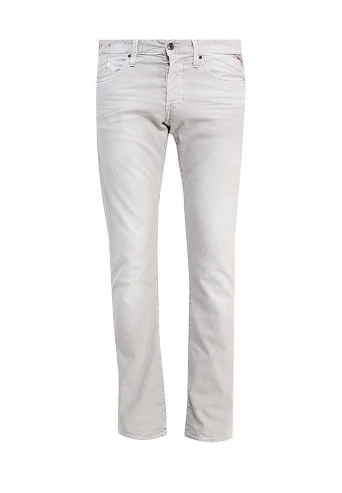 Reprodução de jeans brancos.