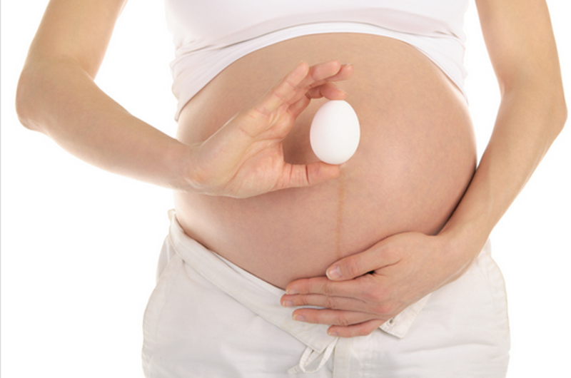 Tojás - kötelező termék egy terhes nő étrendjében