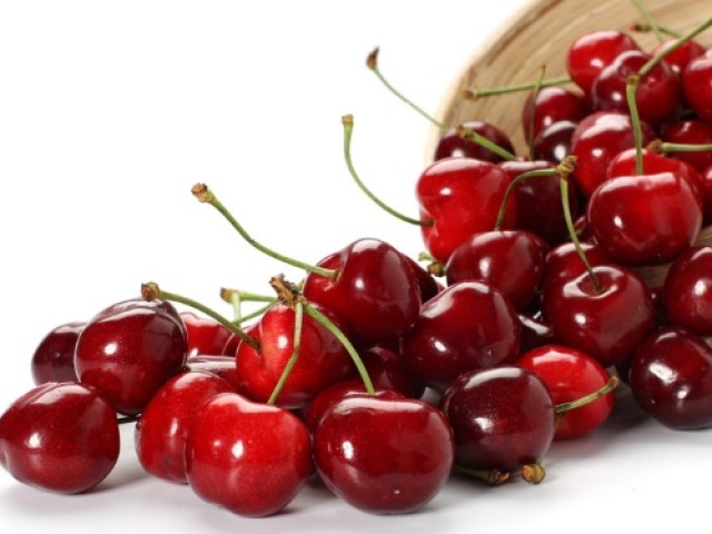 Est-il possible des cerises enceintes? Quelles sont les cerises utiles pour les femmes enceintes?