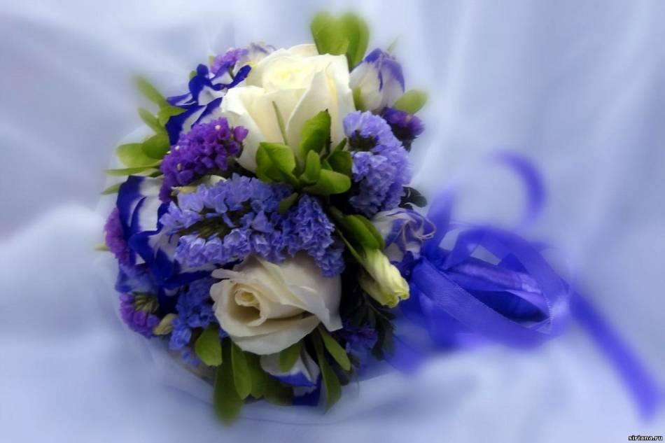 Bouquet de mariage violet brillant