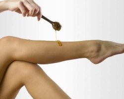 How and what can be removed, wash wax from the skin of the body and stickiness after depilation: methods, recipes, tips, recommendations
