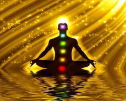 Cosa sono i chakra e perché pulirli? Come pulire i chakra dall'energia negativa da soli: con l'aiuto dei mantra e la posizione delle mani, la meditazione. Come pulire i chakra a te stesso ed evitare il loro blocco: i consigli degli psicologi