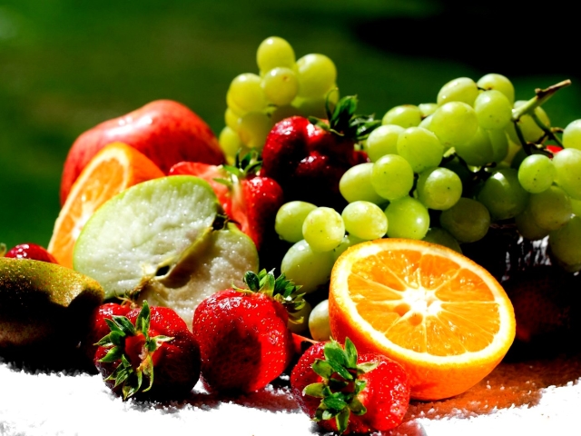 Carbohydrates in sweet berries and fruits: List. Why do you need carbohydrates? What are carbohydrates?