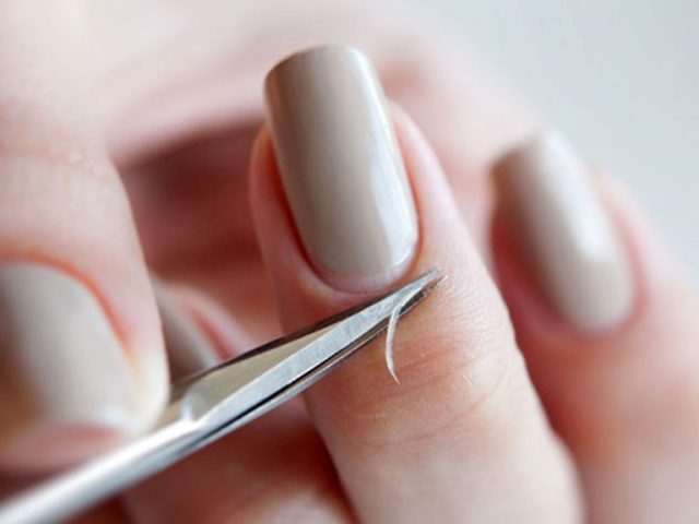 Cuticles evde soda ve peroksit ile nasıl temizlenir? Evde makas, maşa, öğütme, aparat, sökücü ile nasıl çıkarılır, kütikül nasıl çıkarılır?