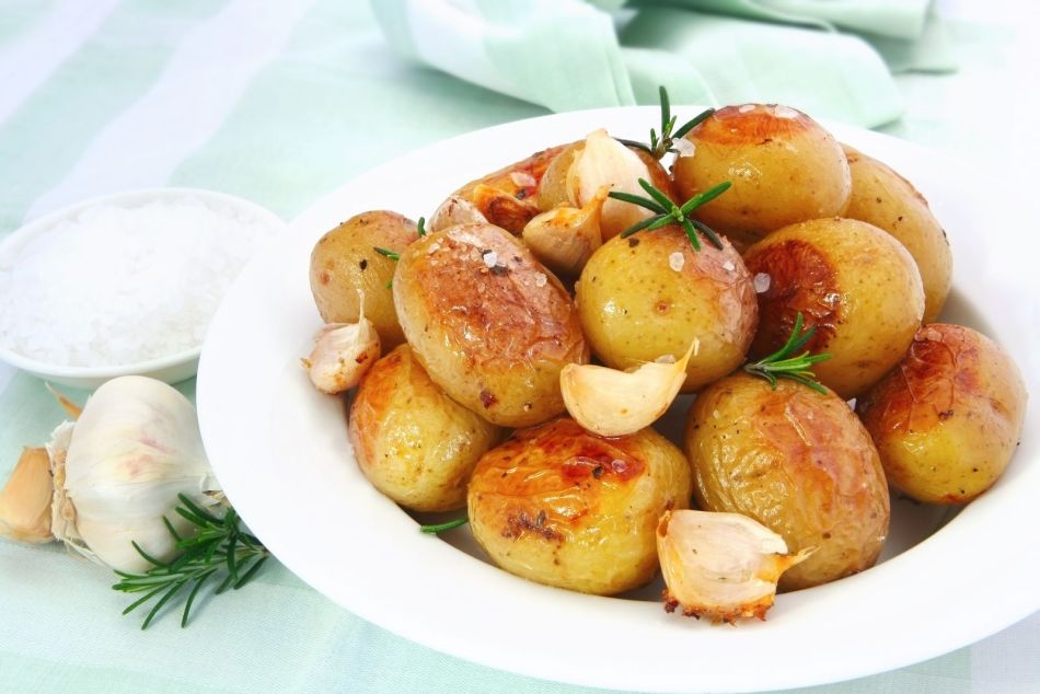 Baked in a slow cooker potatoes