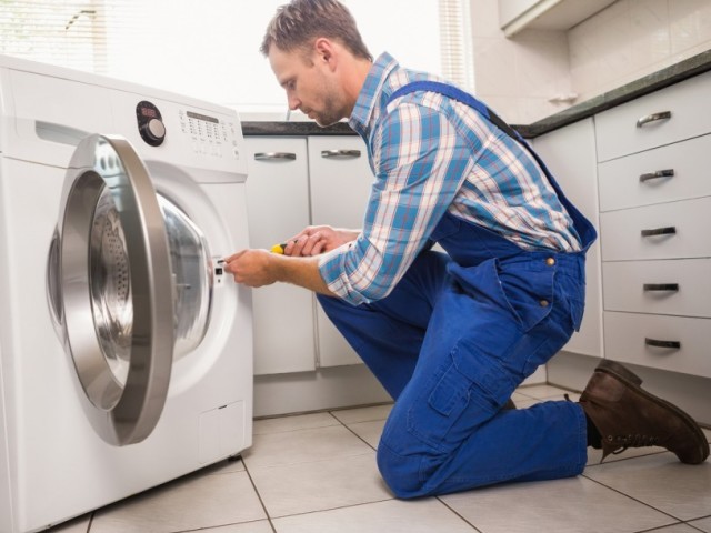 Mengapa mesin cuci tidak mendapatkan air: penyebab yang tidak terkait dengan kerusakan selama kerusakan. Apa yang Harus Dilakukan Jika Mesin Cuci Tidak Membuat Air dan Dengung: Instruksi untuk Menghilangkan Alasannya