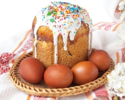Nagyon finom és egyszerű recept a húsvéti süteményhez, és saját kezével tervezze meg