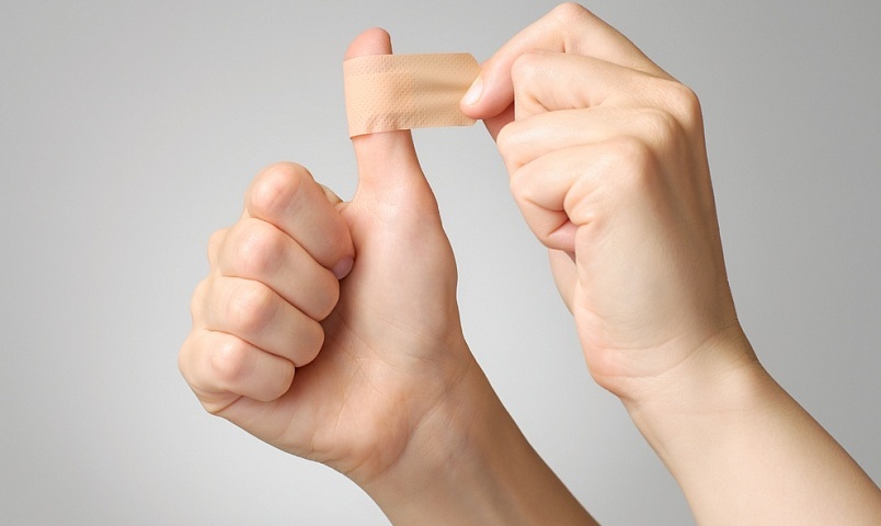 Un doigt sur un doigt près de l'ongle - Panaritius: comment traiter? Panaritius du doigt sur le bras: traitement, types, symptômes, causes