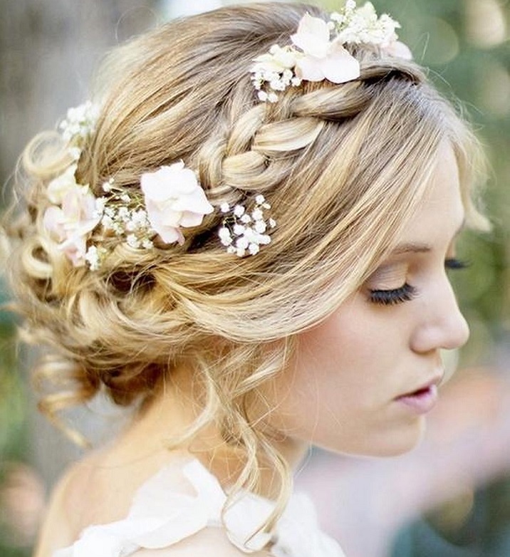 Wedding version of the hairstyle
