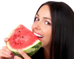 Fast watermelon diet. How to lose weight on a watermelon diet quickly?