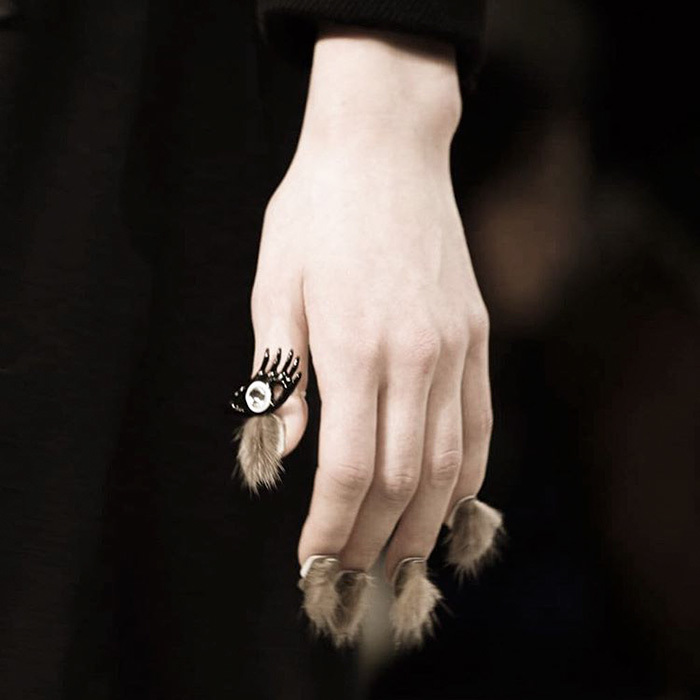 Fluffy nails with natural fur