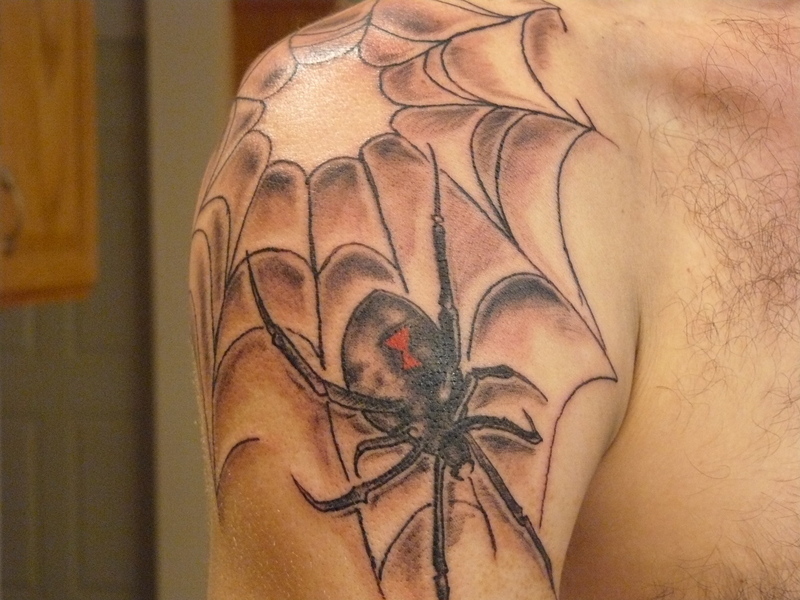Татуировка паук в паутине