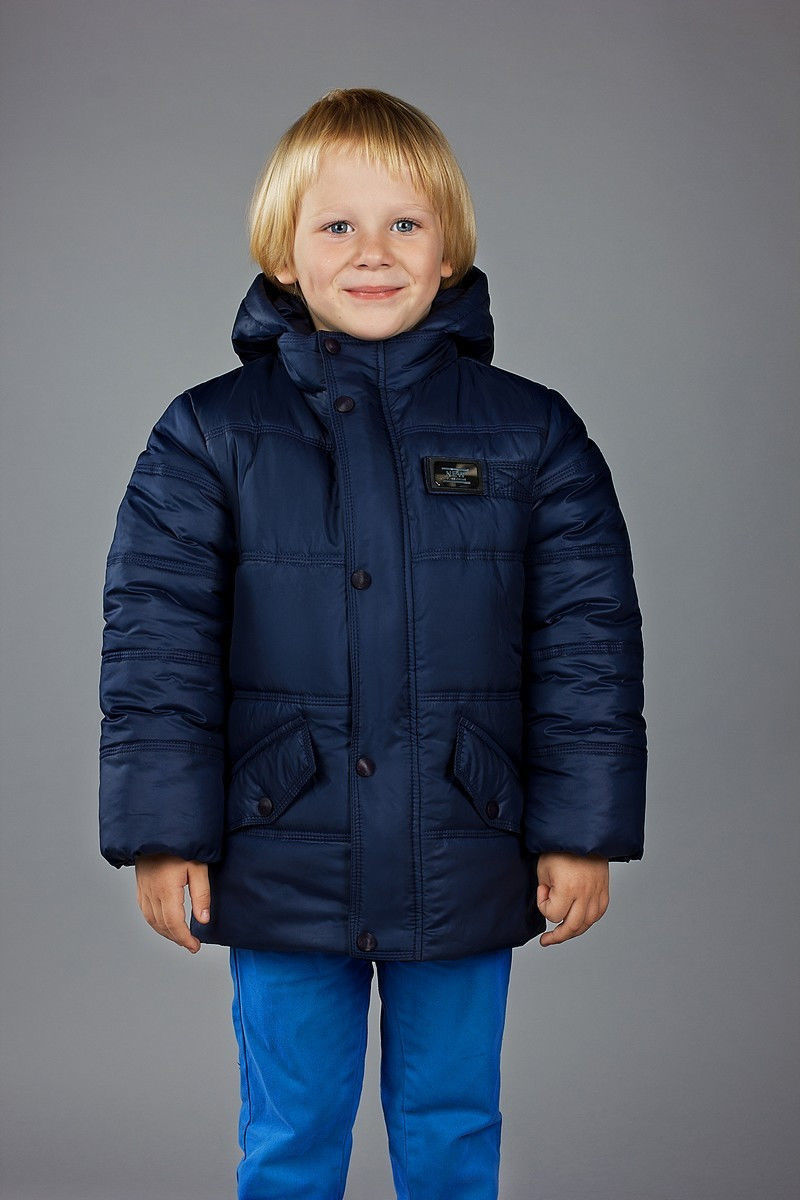 Куртка для мальчика 134. Куртка для мальчика зима. Артикул: 730821. Синяя куртка для мальчика. Куртка детская синяя. Мальчик в синий курточке.