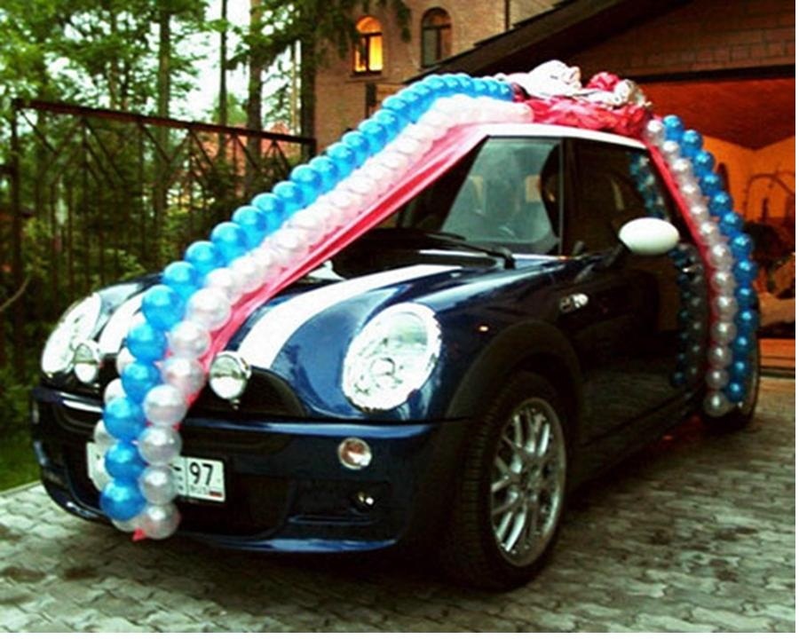 Украшения на автомобиль из воздушных шаров, пример 5