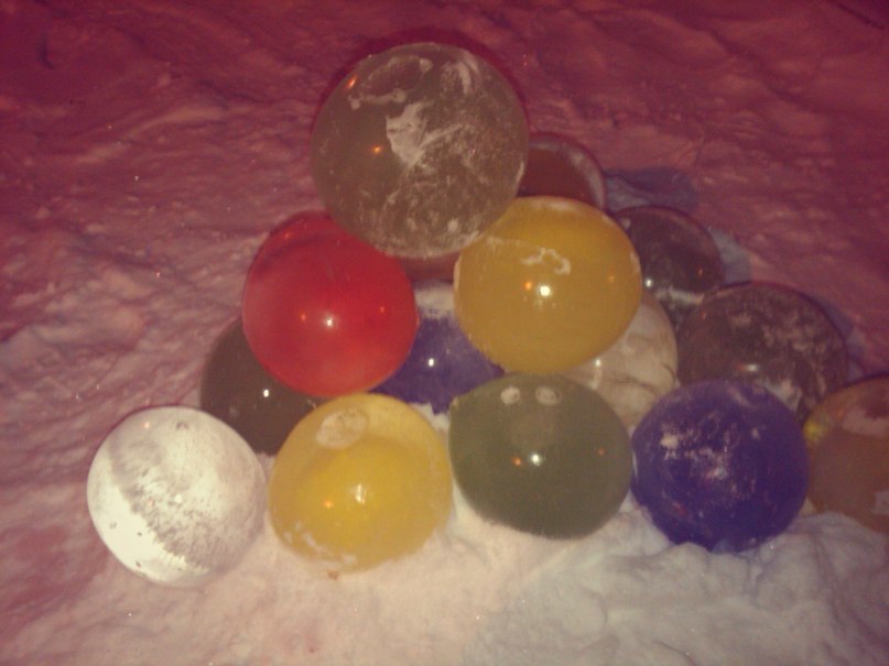 Decor with ice balls
