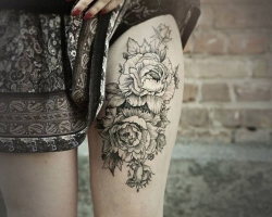 Tattoo Flower Pion: meaning for girls, where is it better to apply? The value of the tattoo pion of the girl on the hand, leg, thigh, back, ribs, spatula, collarbone in the triangle: description, photo, sketches