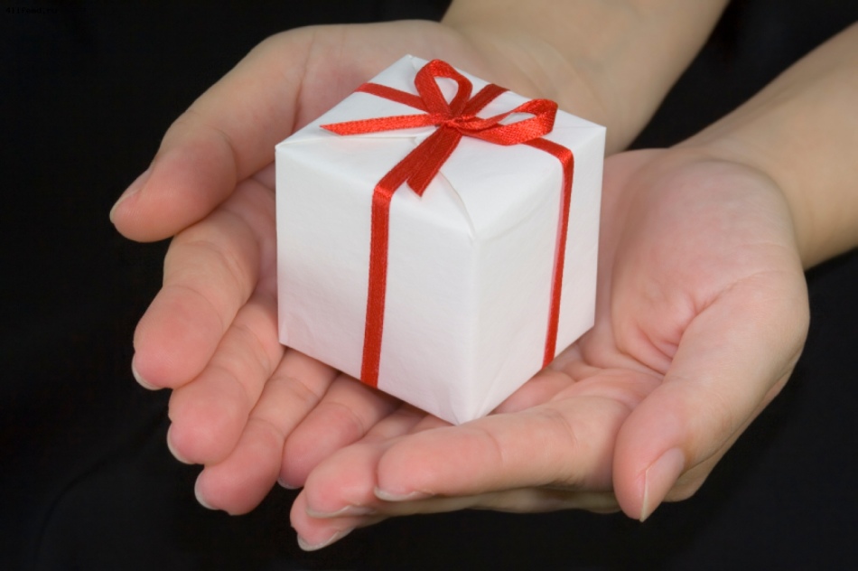 Руна гебо указывает на то, что негатив получен через подарок