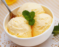 Apakah Anda perlu menambahkan es krim telur ke rumah: cara memasak es krim telur, resep