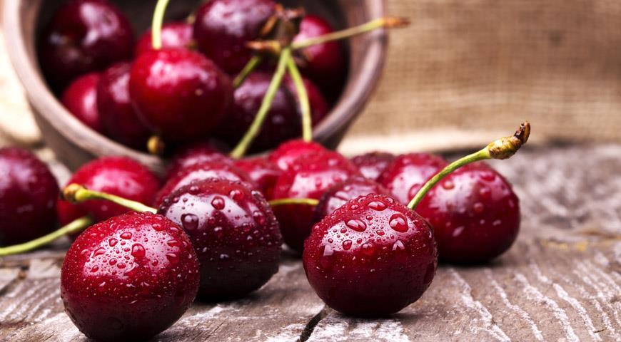 Choisissez soigneusement les cerises avant d'acheter