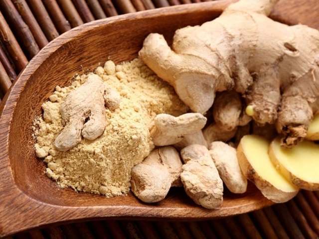 Do ginger eat in raw form? How is there raw ginger correctly from colds, for potency, when losing weight?