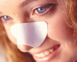 Cleansing strips for the nose: myths and facts. Do strips of black dots help: correct application, photo before and after, the name of the best strips, reviews