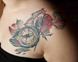 Τατουάζ Compass: Τι σημαίνουν οι άνδρες, τα κορίτσια στη φυλακή; Compass Tattoo: αξία στο χέρι, τον ώμο, τον αντιβράχιο, τον καρπό, τον αγκώνα, το πόδι. Πυξίδα τατουάζ και χάρτης, τριαντάφυλλο, άγκυρα, πλοίο, χελιδόνι, ρολόι, lopan, Βίκινγκς: Σημασία, σκίτσα αρσενικού και θηλυκού