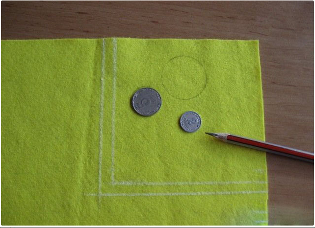 Developing book for the smallest with their own hands from felt: Step 2