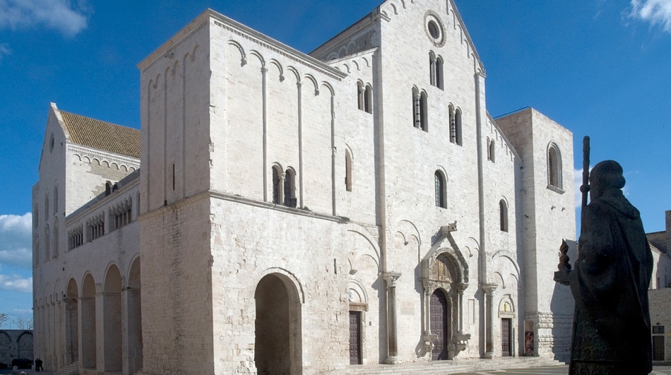 Szent Miklós -bazilika Bariban, Apulia, Olaszország