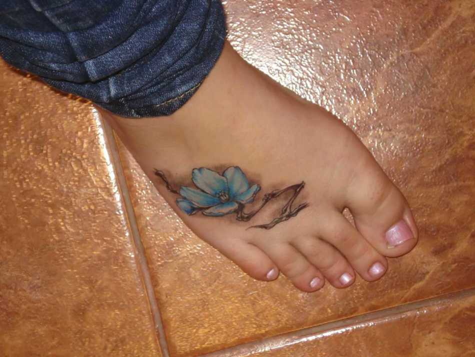 Il tatuaggio del tatuaggio è un segno molto gentile