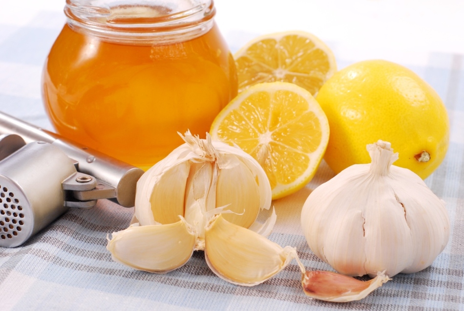 Honey, lemon and garlic