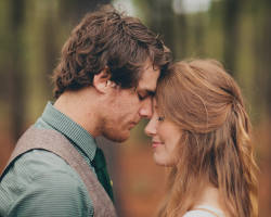 10 signs that a man perceives you seriously
