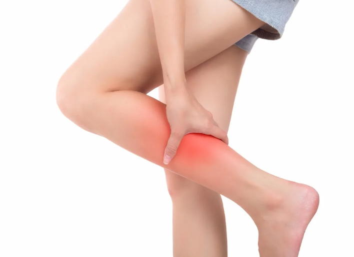 Симптомы тянущей боли в ногах