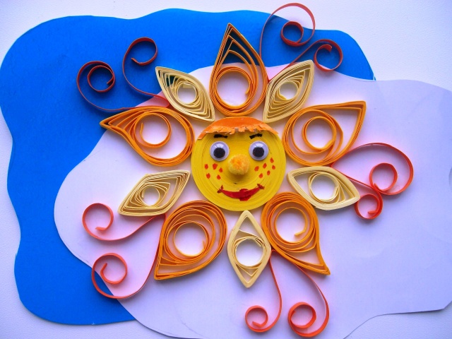DIY crafts for children for children in school, kindergarten. How to make a scarecrow and amulets on Shrovetide with your own hands?