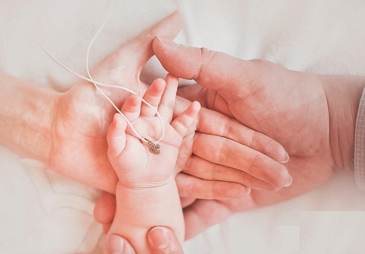 Ce sont les parents spirituels du bébé