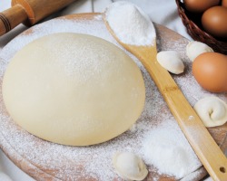 Is it necessary to add an egg to the dough dough: what gives, as much as necessary, recipe, useful tips