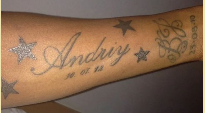 Τατουάζ που ονομάστηκε Αντρέι