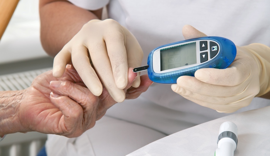 Dengan diabetes, perdarahan tidak jarang