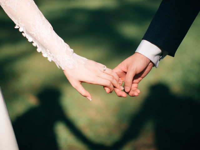 Skrip Pernikahan untuk Toastmaster - Cantik, Asli, Tidak Biasa, Keren, Lucu: Pilihan Terbaik