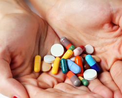 Antibiotiki - koristi in škoda, neželeni učinki, posledice uporabe. Vpliv antibiotikov na telo osebe in otroka