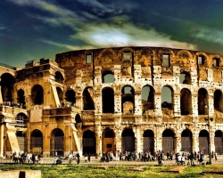 Nous allons à Rome par nous-mêmes: voyages, voyages, repos, faire du shopping. Que voir à Rome vous-même, quels domaines?