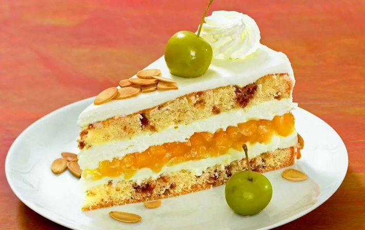 Apple cake with cottage cheese filling