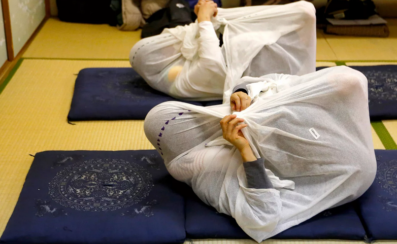 Japanese method of combating depression