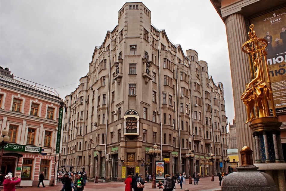 Old Arbat will certainly charm all guests and residents of the city with its beauty