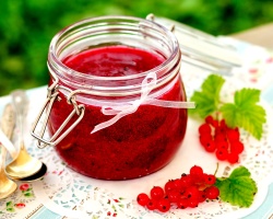 Red currant jam: the recipe for the winter is simple, with giving sugar, gelatin, pectin, without bones. How to make a delicious jam from red and black, white currants and raspberries, gooseberries, watermelon, cherries, apples, in the oven, a slow cooker for the winter: recipe