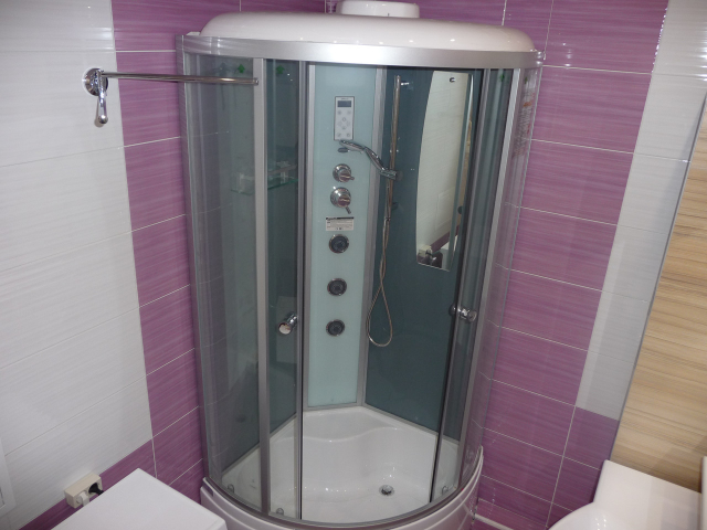 How to choose a good shower cabin: a professional advice. What are showers and how to determine their quality?