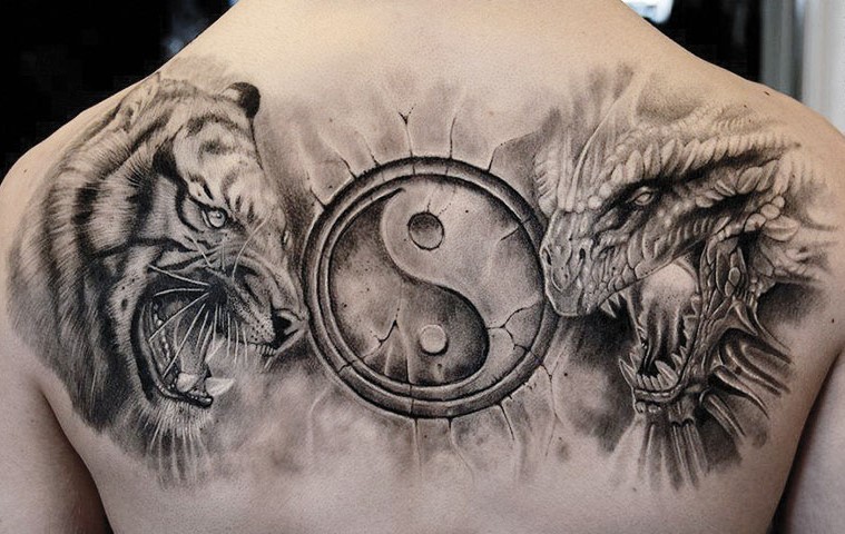 Татуировка Инь-Янь для мужчин и женщин: идеи, эскизы, значение, популярные рисунки, примеры с фото